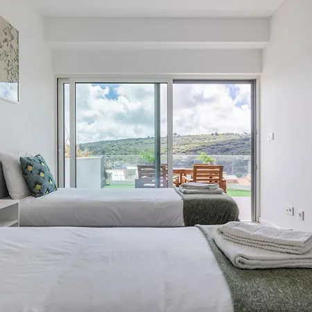 Fabulous Terrace Over Monsanto By Innkeeper Apartamento