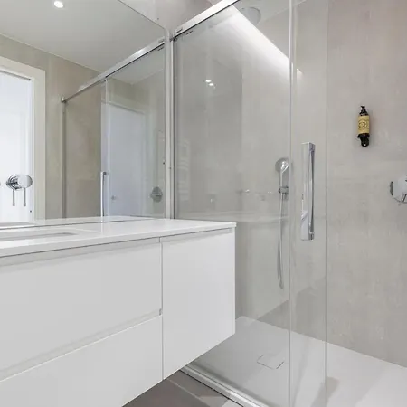 Апартаменты Fabulous Terrace Over Monsanto By Innkeeper *