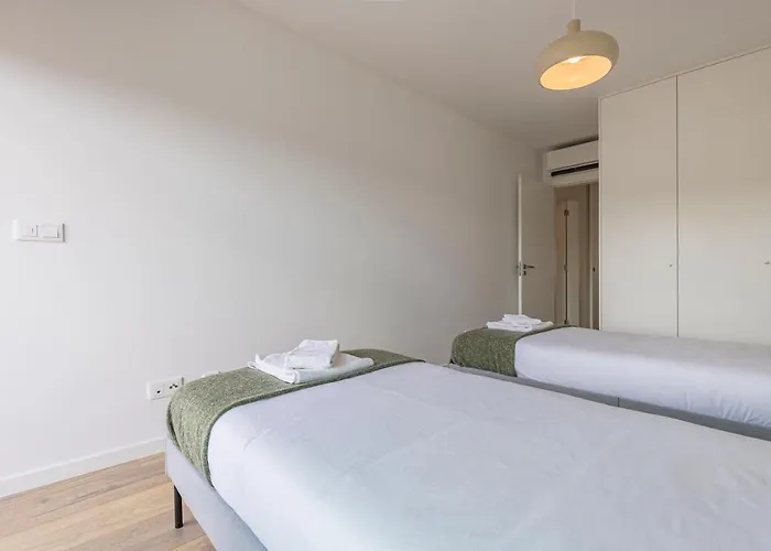 דירה Fabulous Terrace Over Monsanto By Innkeeper *