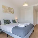 Fabulous Terrace Over Monsanto By Innkeeper Apartman