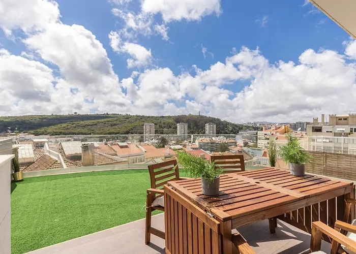 Fabulous Terrace Over Monsanto By Innkeeper